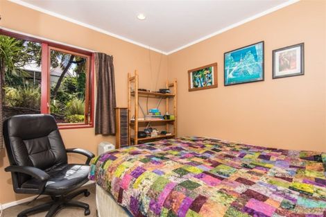 Photo of property in 6a Joll Street, Karori, Wellington, 6012