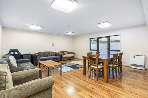 Photo of property in 19 Woodside Avenue, Northcote, Auckland, 0627