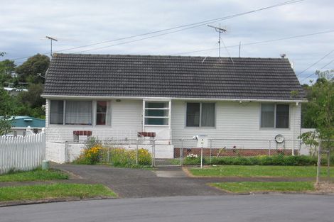 Photo of property in 8 Wyman Place, Pakuranga Heights, Auckland, 2010