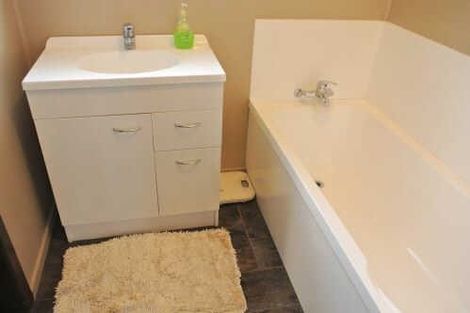 Photo of property in 3 Belair Avenue, Blagdon, New Plymouth, 4310