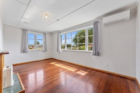 Photo of property in 97 Rangiora Avenue, Roslyn, Palmerston North, 4414