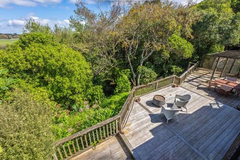 Photo of property in 35 Oriwa Crescent, Otaki, 5512