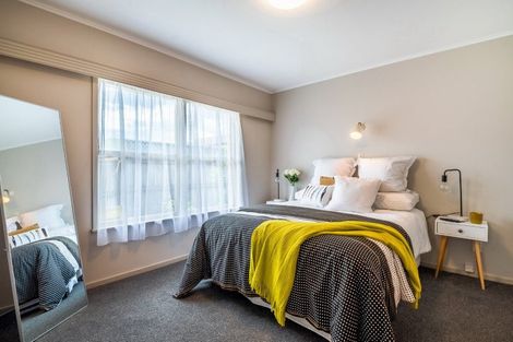 Photo of property in 6/43 Shakespeare Road, Milford, Auckland, 0620