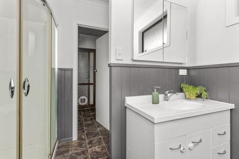 Photo of property in 8 Elizabeth Place, Clive, 4102