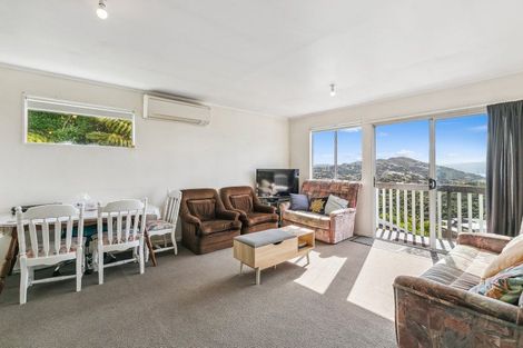 Photo of property in 46 Winston Street, Crofton Downs, Wellington, 6035