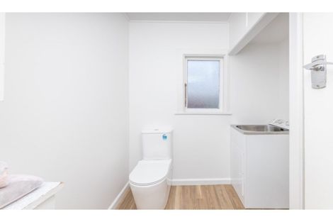 Photo of property in 12 Carnarvon Street, Linwood, Christchurch, 8062