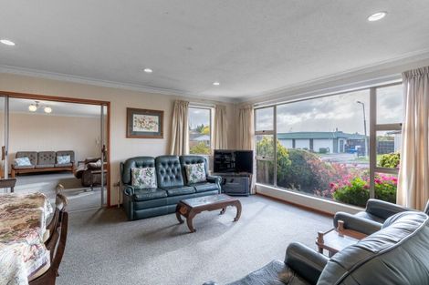 Photo of property in 13 Hamilton Avenue, Winton, 9720