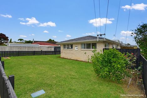Photo of property in 1/5 Royal Arch Place, Rosehill, Papakura, 2113