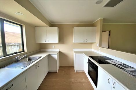 Photo of property in 12 Cretian Crescent, Henderson, Auckland, 0612