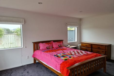 Photo of property in 1/90b Endeavour Drive, Whitby, Porirua, 5024