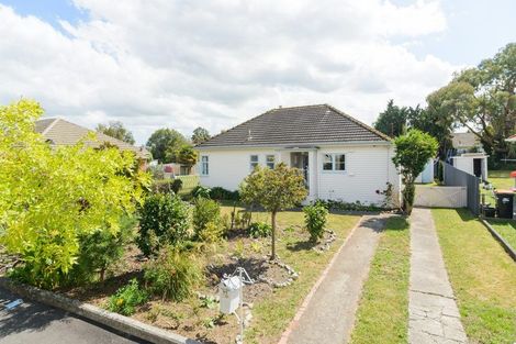 Photo of property in 97 Savage Crescent, West End, Palmerston North, 4412