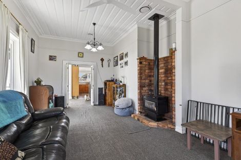 Photo of property in 14 Mouatt Street, Waitara, 4320