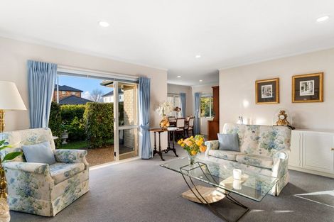 Photo of property in 1 Zara Court, Flat Bush, Auckland, 2016