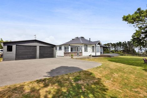 Photo of property in 206 Henwood Road, Paraite, New Plymouth, 4372