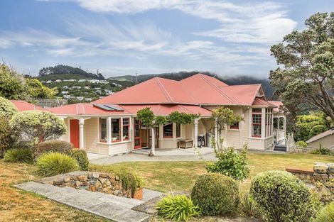 Photo of property in 11 Trelissick Crescent, Ngaio, Wellington, 6035