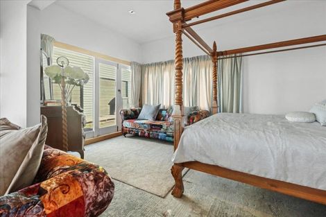 Photo of property in 8 Point Road, Mokau, 4376