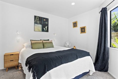 Photo of property in 1185 Papamoa Beach Road, Papamoa Beach, Papamoa, 3118