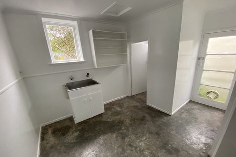 Photo of property in 40 Hargreaves Street, Mount Cook, Wellington, 6021