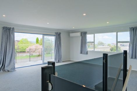 Photo of property in 2 Princess Street, Dannevirke, 4930