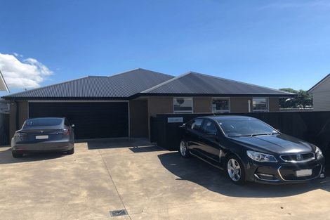 Photo of property in 328b Carrington Street, Vogeltown, New Plymouth, 4310