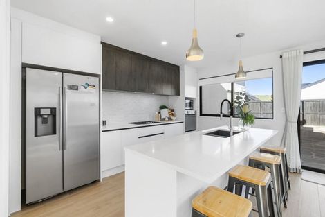 Photo of property in 14 Bunz Road, Halswell, Christchurch, 8025