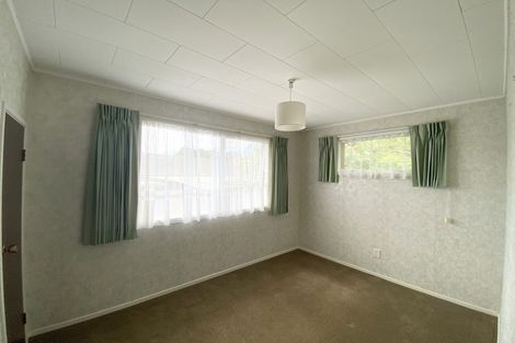 Photo of property in 15 Longreach Drive, Sunnyvale, Auckland, 0612