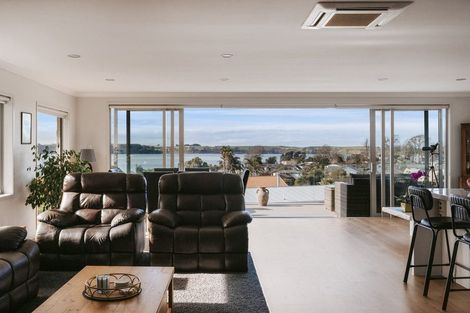 Photo of property in 11 Ruamoana Place, Omokoroa, 3114