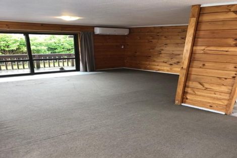 Photo of property in 116 Carnoustie Drive, Wattle Downs, Auckland, 2103