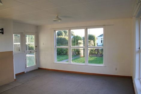 Photo of property in 14 Clifden Highway, Tuatapere, 9620