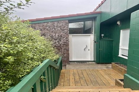 Photo of property in 1/135 Exmouth Road, Northcote, Auckland, 0627