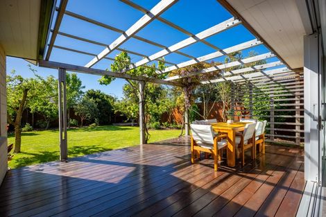 Photo of property in 18 Ernest Place, Brightwater, 7022