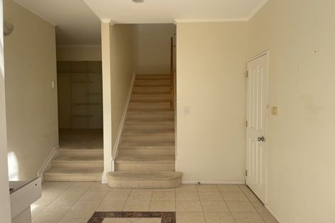 Photo of property in 22 Ponderosa Drive, Oteha, Auckland, 0632