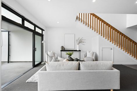 Photo of property in 5 Ruge Court, Cambridge, 3434