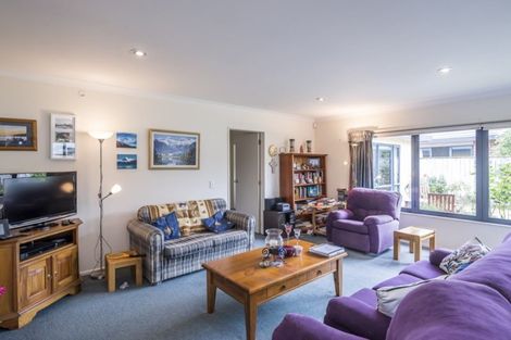 Photo of property in 38 Lorna Irene Drive, Raumati South, Paraparaumu, 5032