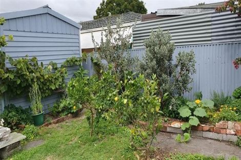 Photo of property in 17 Kitchener Street, Whanganui East, Whanganui, 4500