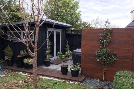 Photo of property in 2/52 Crofton Road, Harewood, Christchurch, 8051