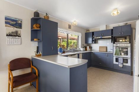 Photo of property in 16 Clipper Place, Shelly Park, Auckland, 2014