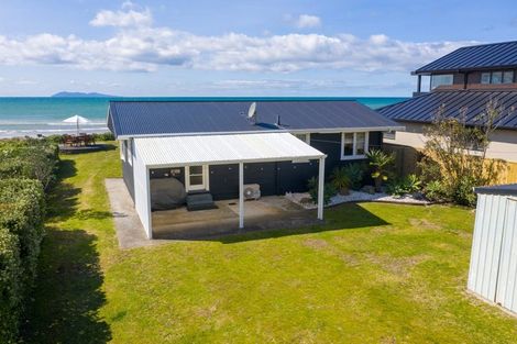 Photo of property in 15 Shaw Road, Waihi Beach, 3611