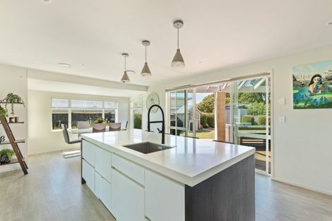 Photo of property in 206b Heta Road, Merrilands, New Plymouth, 4312