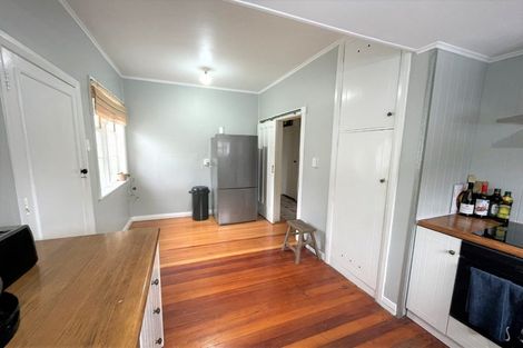 Photo of property in 18 Exeter Street, Brooklands, New Plymouth, 4310