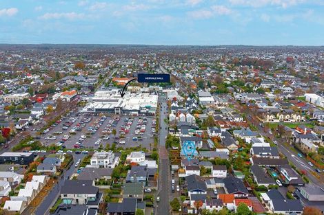 Photo of property in 110 Office Road, Merivale, Christchurch, 8014