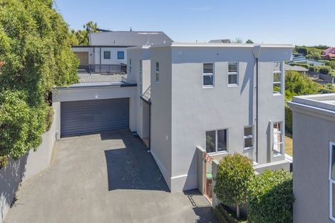 Photo of property in 2/5a Madeley Road, Mount Pleasant, Christchurch, 8081