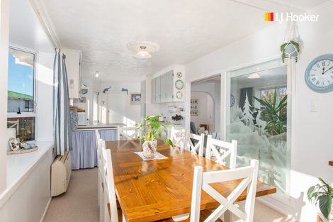 Photo of property in 8 Esk Place, Mosgiel, 9024