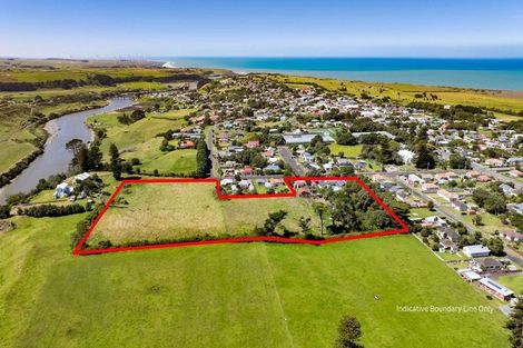Photo of property in 8 Hadfield Street, Patea, 4520
