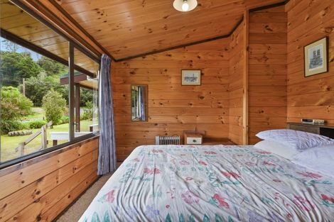 Photo of property in 3 Tombleson Road, Lake Rotoma, Rotorua, 3074