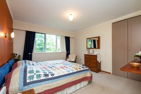 Photo of property in 42 Iona Road, Havelock North, 4130