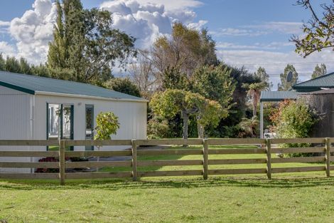 Photo of property in 49 Halls Road, Pahiatua, 4910