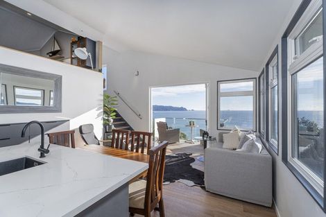 Photo of property in 61 Motuhoa Road, Tairua, 3508