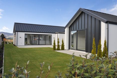 Photo of property in 47 Pounamu Avenue, Albert Town, Wanaka, 9305