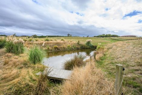 Photo of property in 21 Sutherland Road, Sanson, Palmerston North, 4479